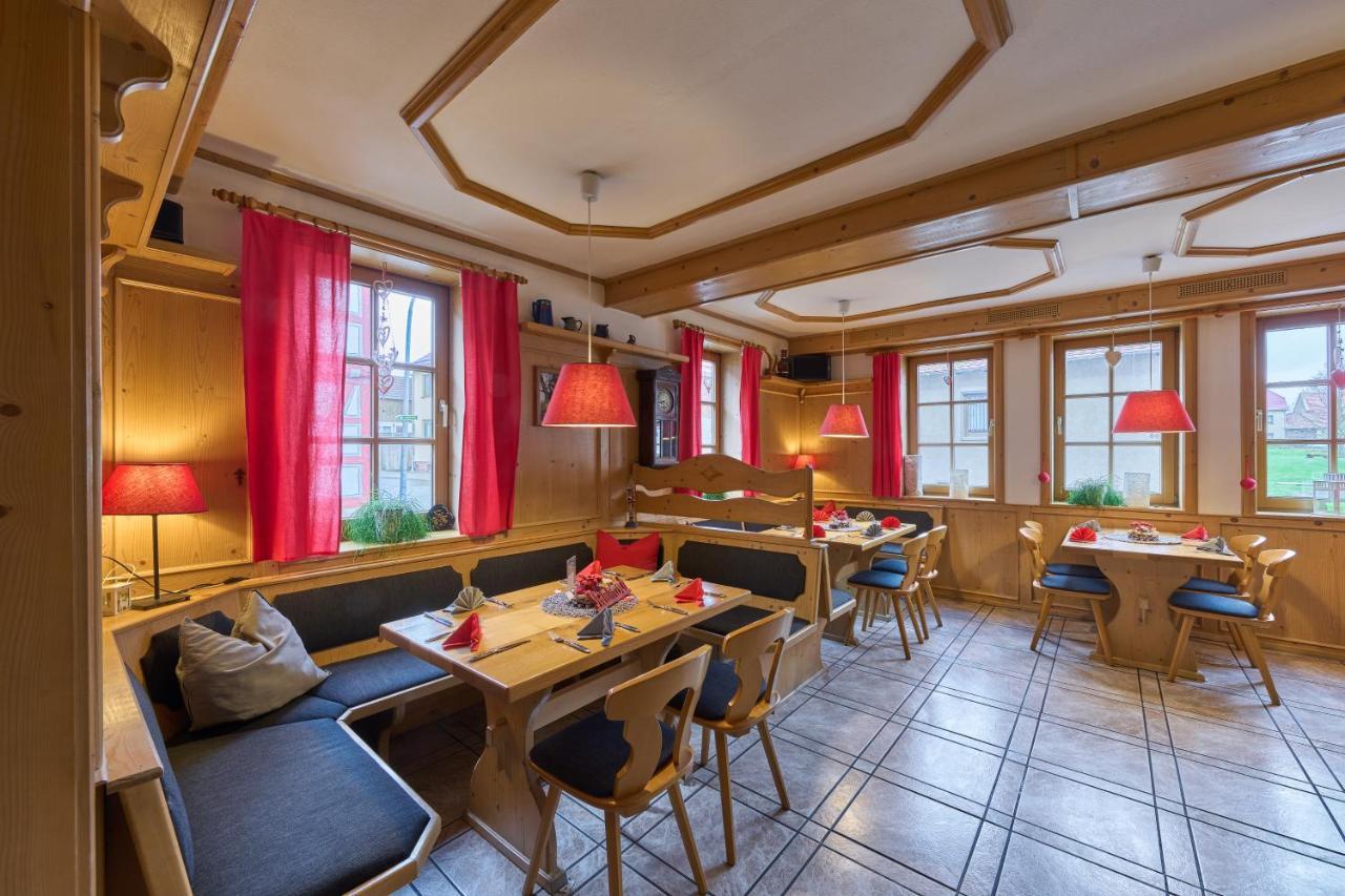 Landhotel Brauner Hirsch Kammerforst Esterno foto